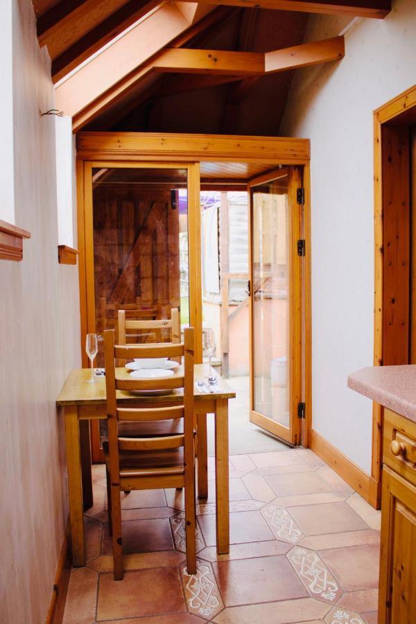 Bed and Breakfast The Boathouse Анструтер Экстерьер фото