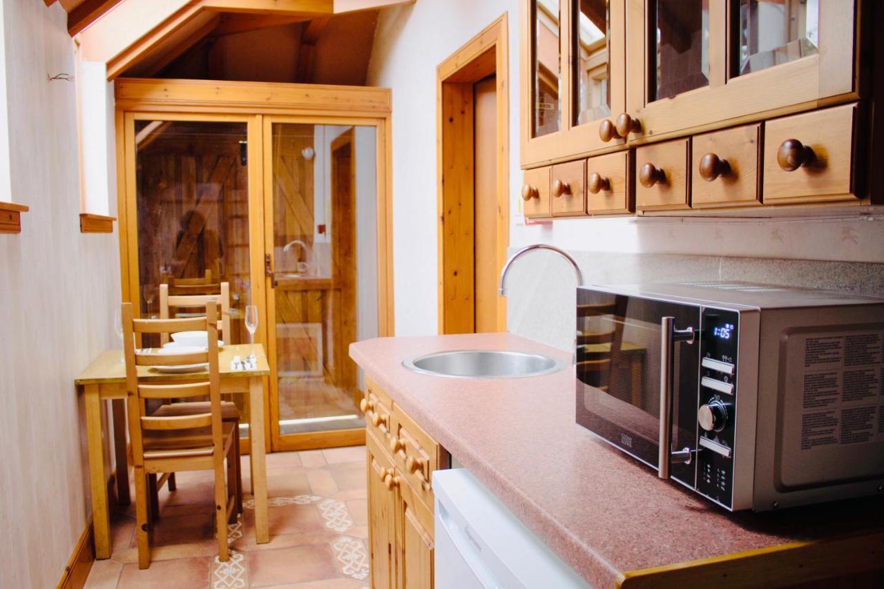 Bed and Breakfast The Boathouse Анструтер Экстерьер фото